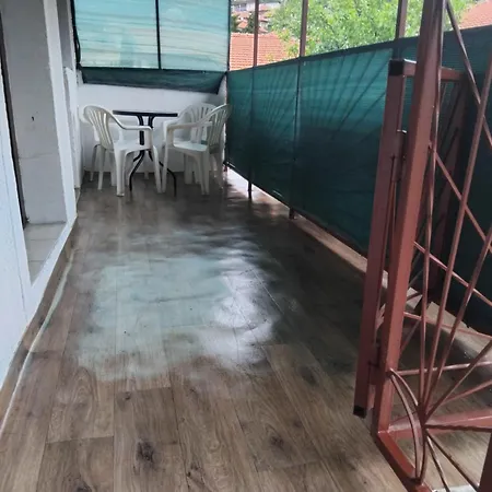 Almir Apartment